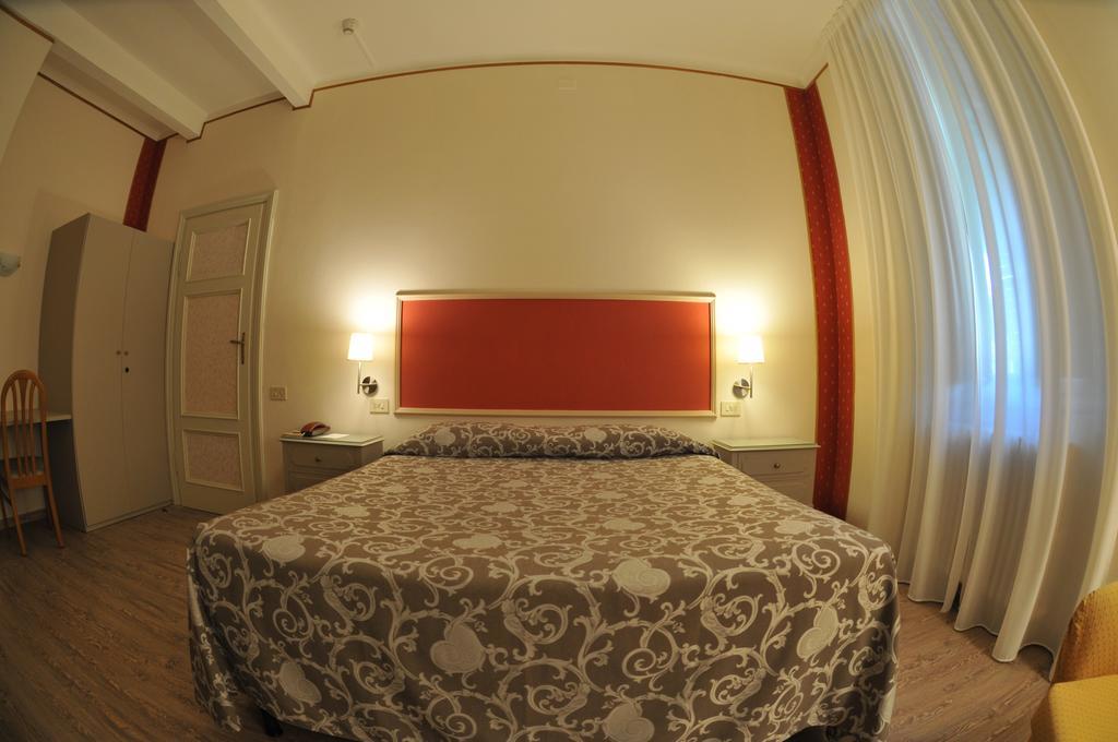 Stipino Hotel 2*
